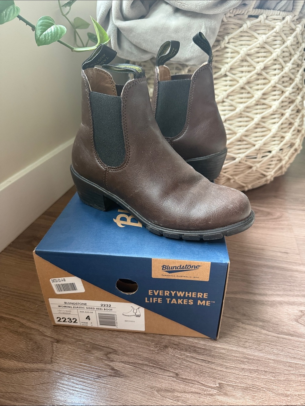 Blundstone Heeled Boot 2232 UK 7 US 7 Brown